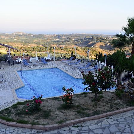 릭수리 Ionian Balcony 아파트 외부 사진